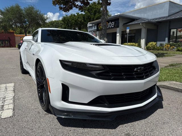 Used 2022 Chevrolet Camaro LT image 2