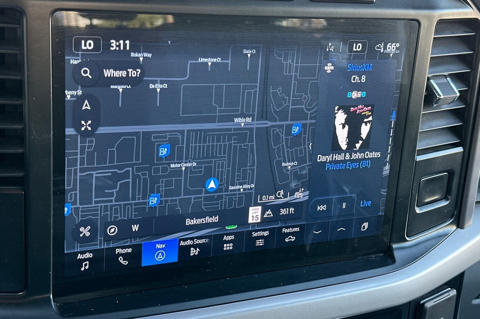 Used 2023 Ford F150 Lightning XLT image 19