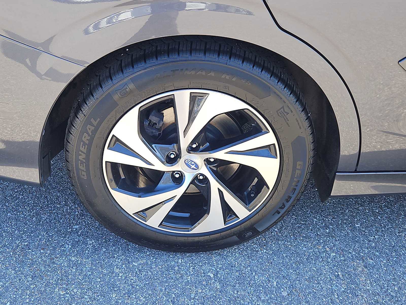Used 2021 Subaru Legacy Premium AWD/4WD image 4