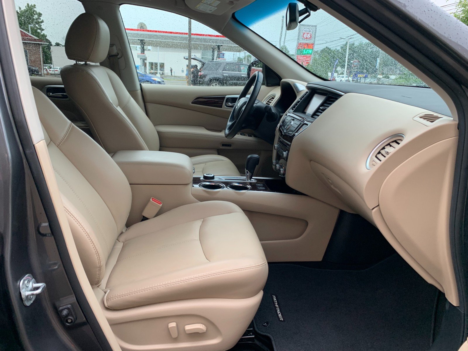Used 2016 Nissan Pathfinder SL AWD/4WD image 41