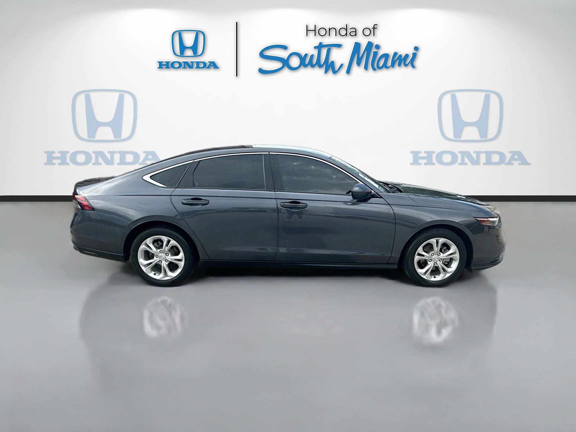 Used 2023 Honda Accord LX image 8