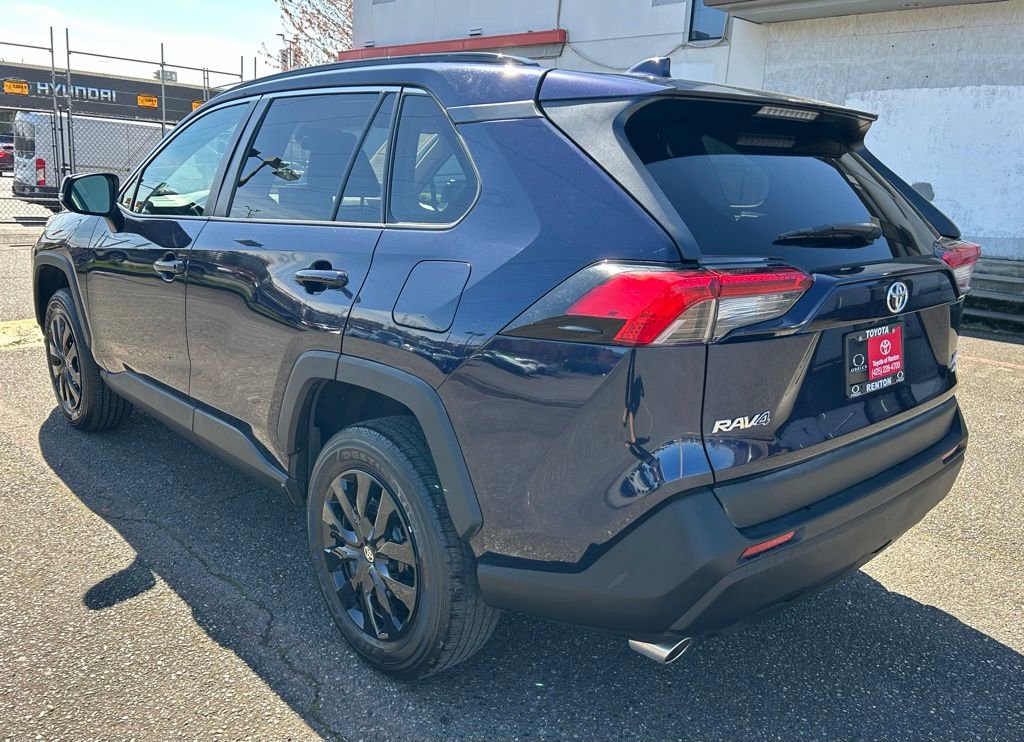 Certified 2022 Toyota RAV4 XLE image 7