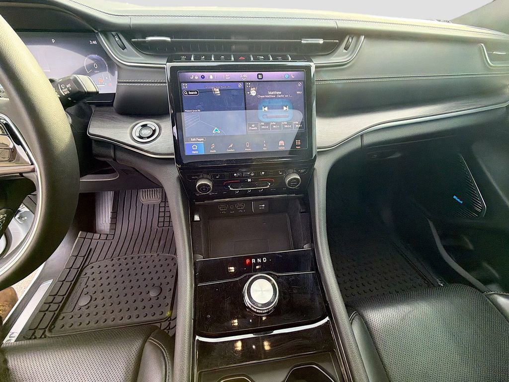 Used 2021 Jeep Grand Cherokee L Overland w/ Luxury Tech Group IV image 32