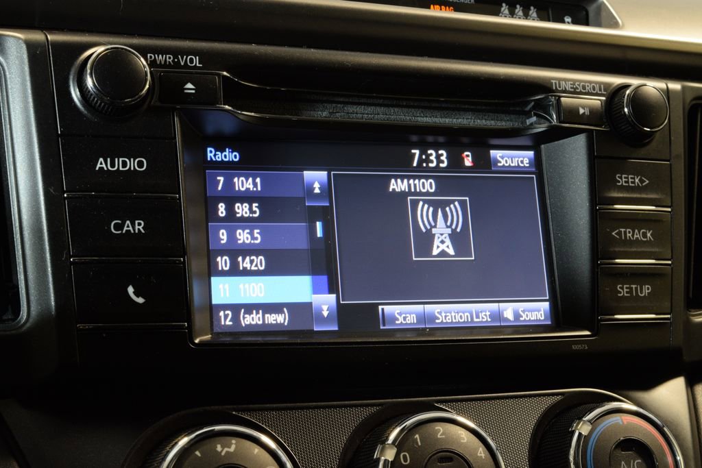 Used 2018 Toyota RAV4 LE w/ All Weather Liner Package image 22