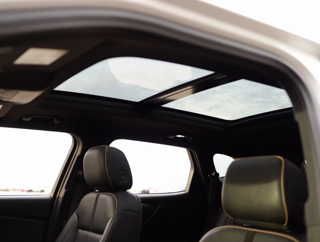 Used 2023 Chevrolet Blazer Premier w/ Enhanced Convenience Package image 25