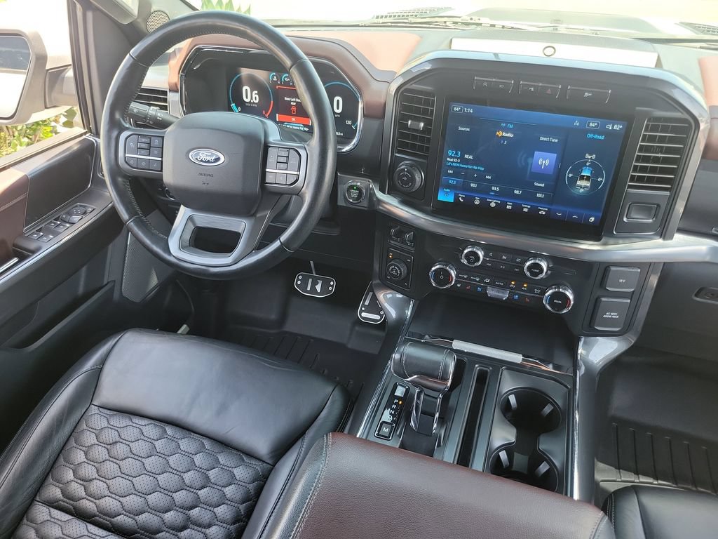 Used 2022 Ford F150 Lariat w/ Equipment Group 502A High AWD/4WD image 9