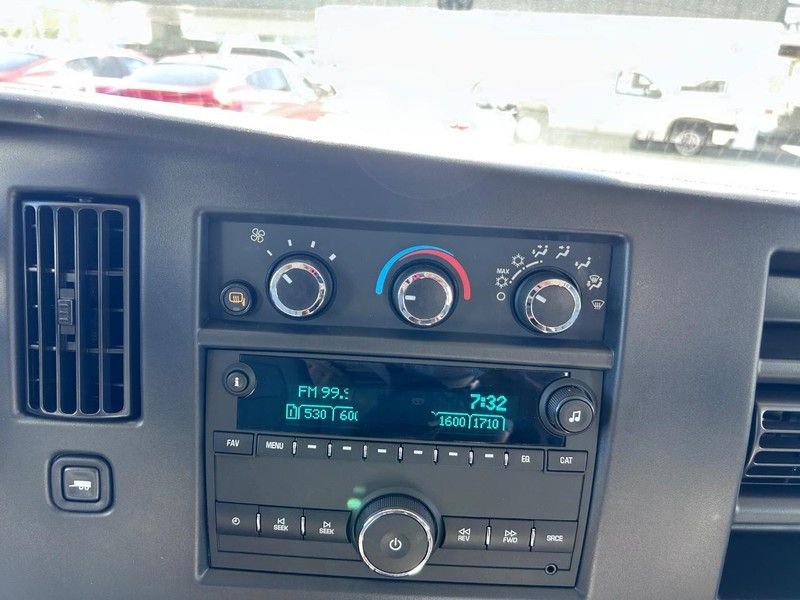 New 2025 GMC Savana 2500 Extended w/ Driver Convenience Package RWD image 10