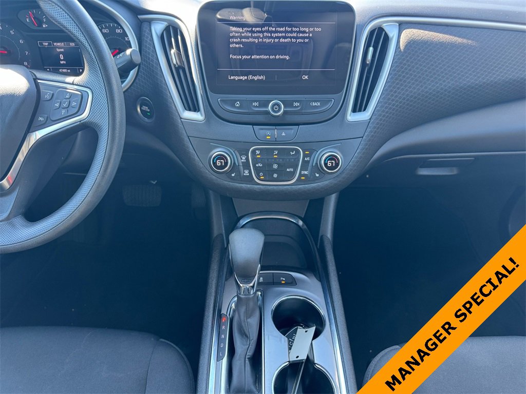 Used 2024 Chevrolet Malibu LT image 11