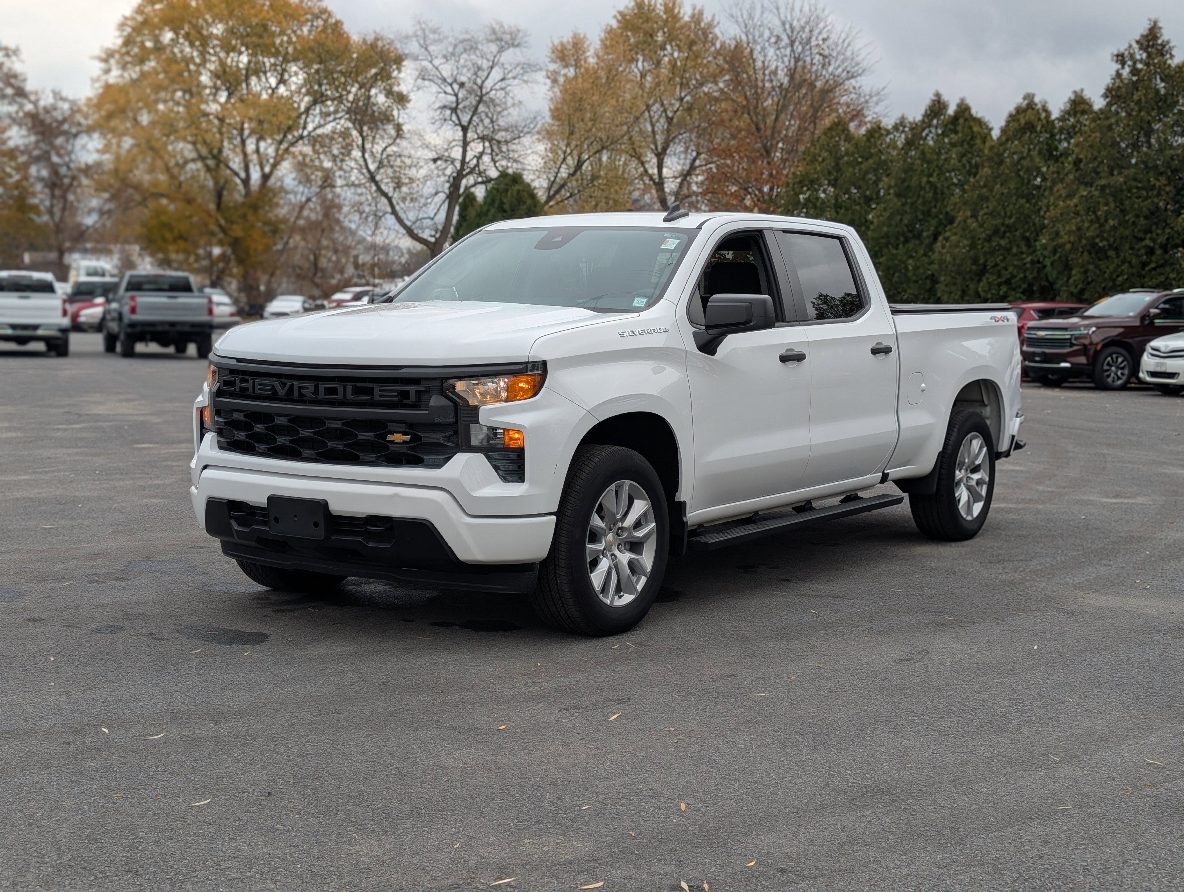 Used 2023 Chevrolet Silverado 1500 Custom image 12