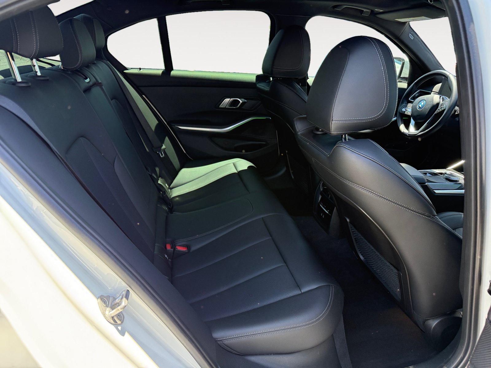 Used 2023 BMW 330e w/ Driving Assistance Package RWD image 18