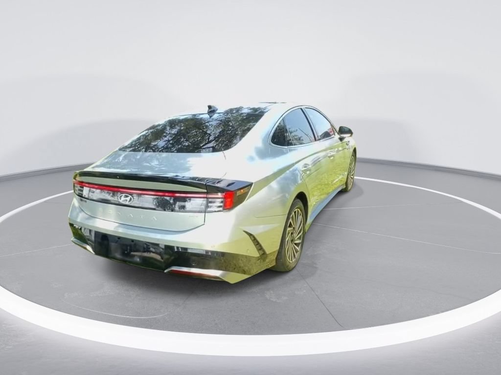 Used 2024 Hyundai Sonata Limited FWD image 8