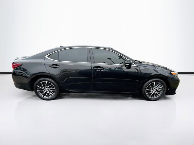 Used 2017 Lexus ES 350 w/ Navigation System Package image 8