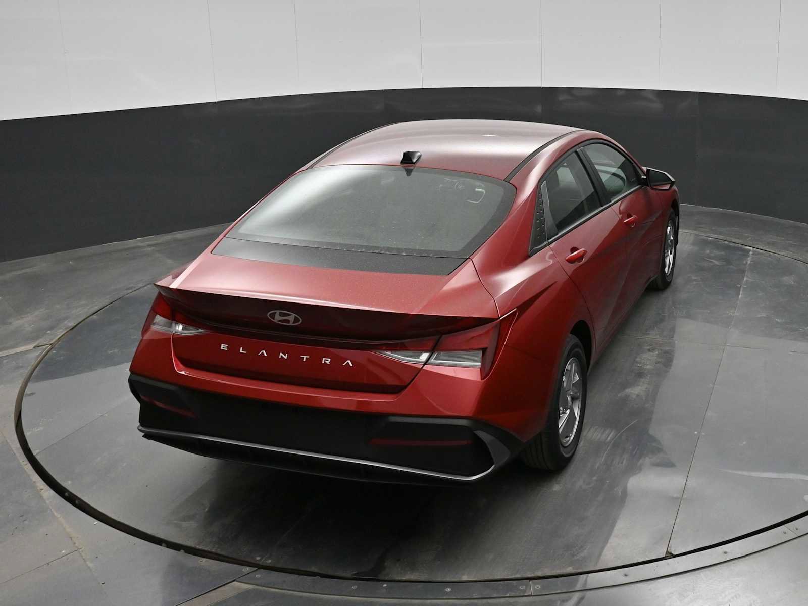 New 2026 Hyundai Elantra SE image 25