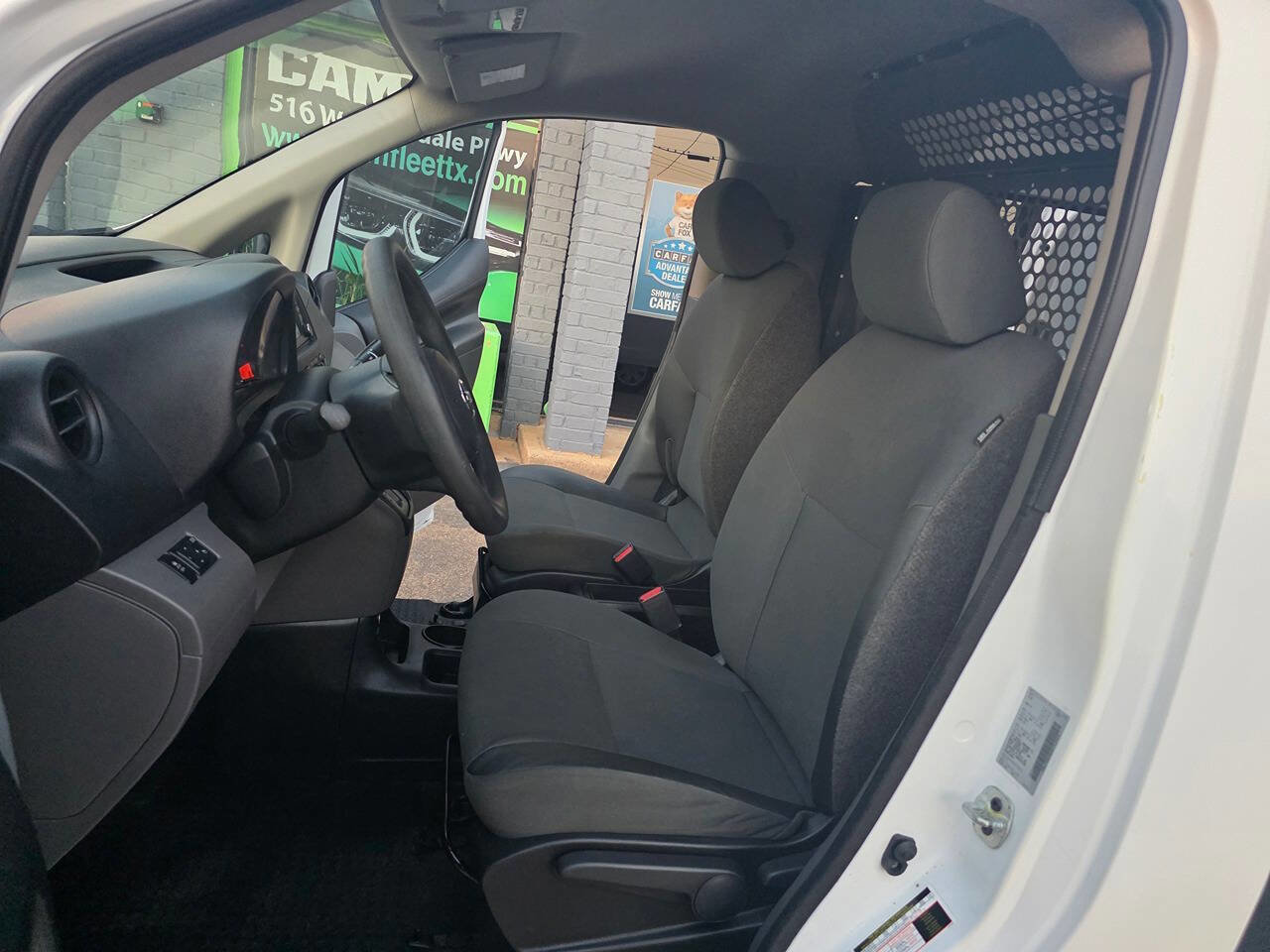 Used 2017 Nissan NV200 SV w/ Technology Package image 16