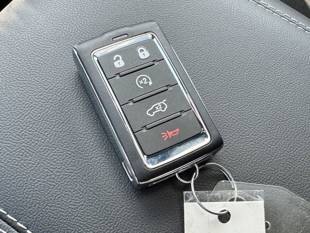 New 2026 Jeep Grand Cherokee Laredo X AWD/4WD image 29