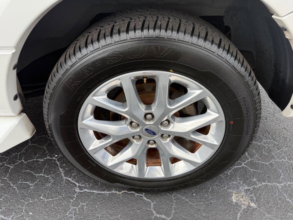 Used 2016 Ford Expedition EL Limited image 23