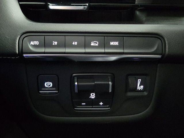 Certified 2023 Cadillac Escalade ESV Sport w/ LPO, ONYX Package AWD/4WD image 16