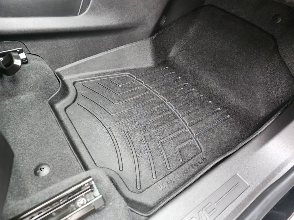 Certified 2023 GMC Terrain SLE w/ Driver Convenience Package image 20