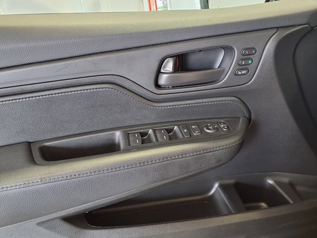 Used 2025 Honda Odyssey EX-L image 17
