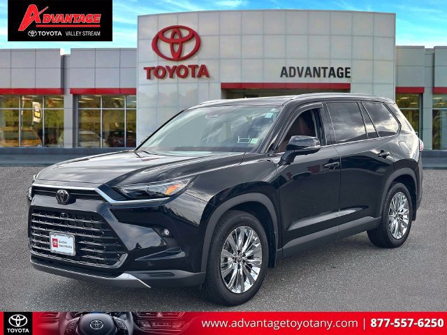 Used 2024 Toyota Grand Highlander AWD image 4