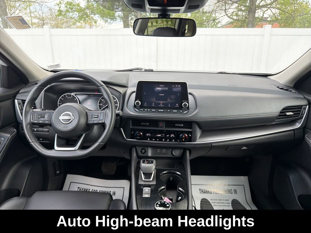 Used 2024 Nissan Rogue SV w/ SV Premium Package image 15
