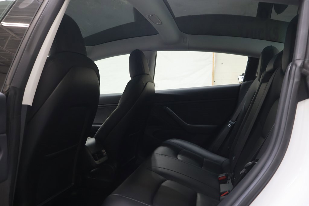 Used 2018 Tesla Model 3 Long Range image 15