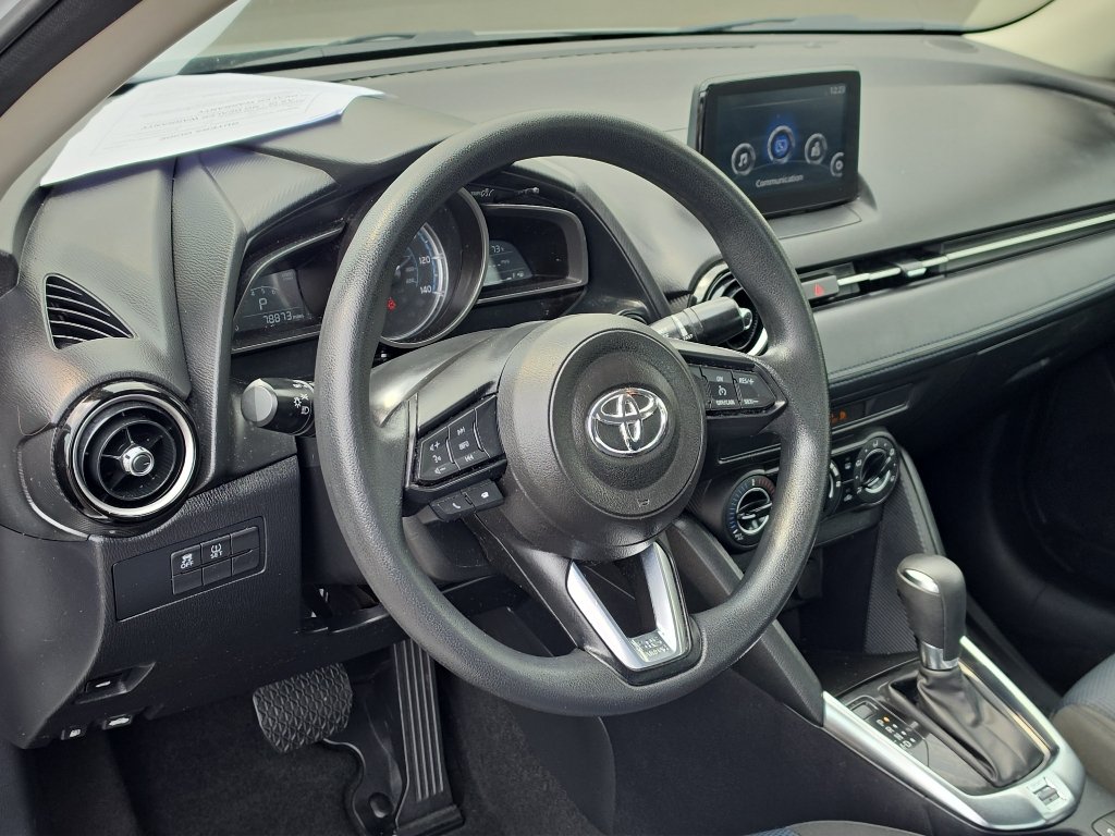 Used 2019 Toyota Yaris LE FWD image 13