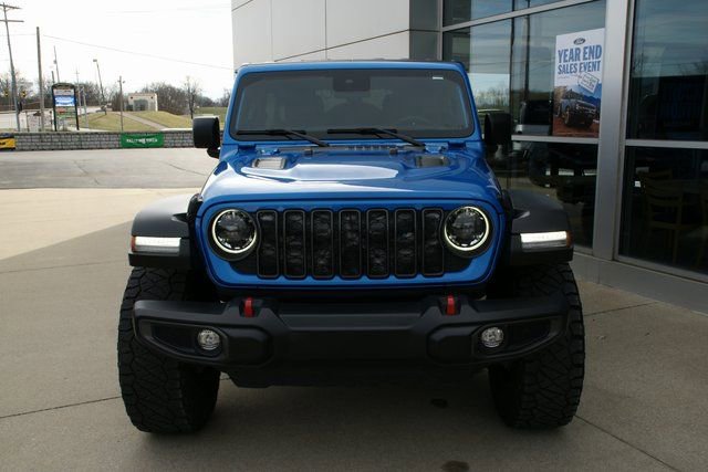 Used 2024 Jeep Wrangler Unlimited Rubicon w/ Safety Group image 6