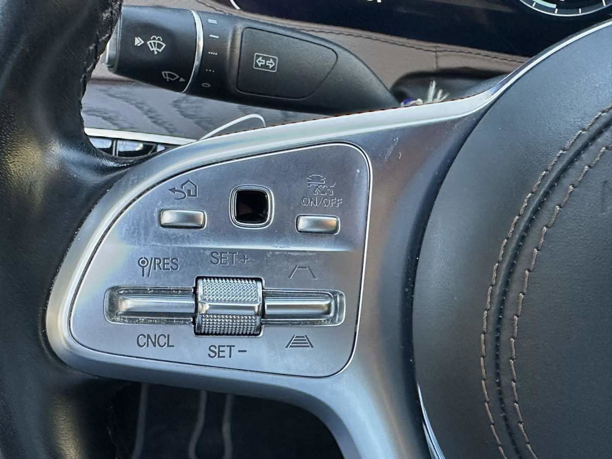 Used 2019 Mercedes-Benz S 560 Sedan image 35