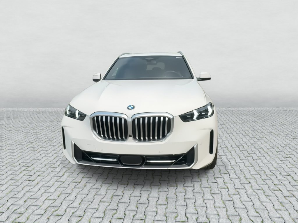 Used 2024 BMW X5 xDrive40i w/ Climate Comfort Package AWD/4WD image 3