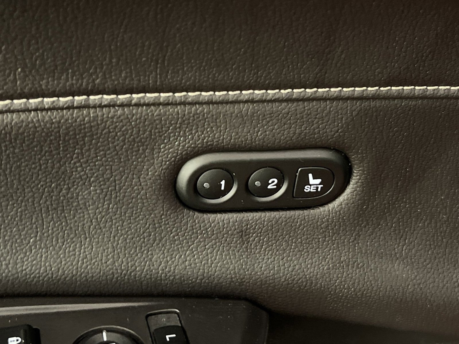 Used 2020 Acura ILX w/ Premium Package image 30