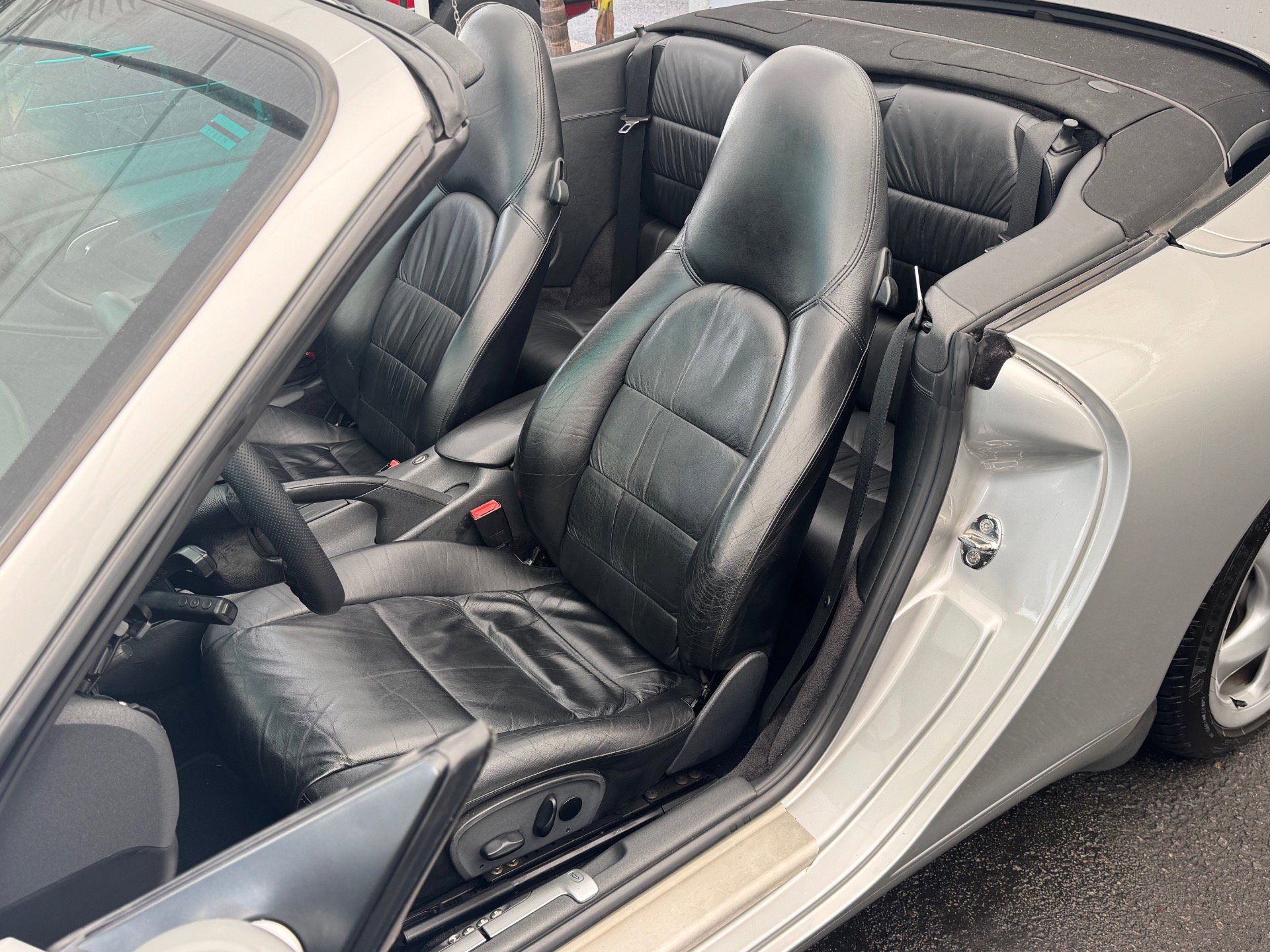 Used 1999 Porsche 911 Cabriolet image 26