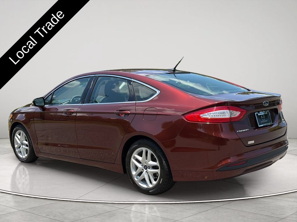 Used 2015 Ford Fusion SE w/ Equipment Group 202A FWD image 3