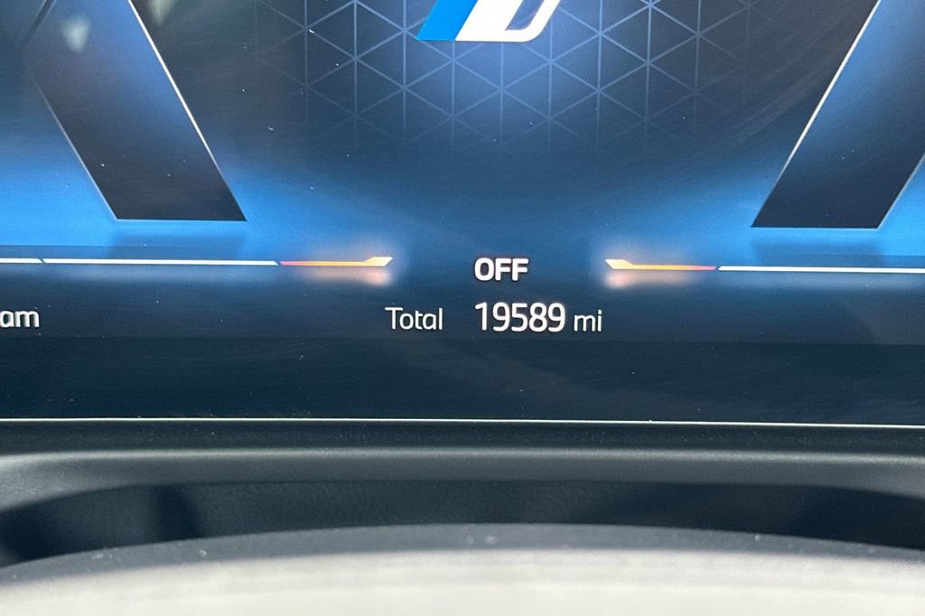 Used 2023 BMW i4 eDrive35 w/ Premium Package image 30