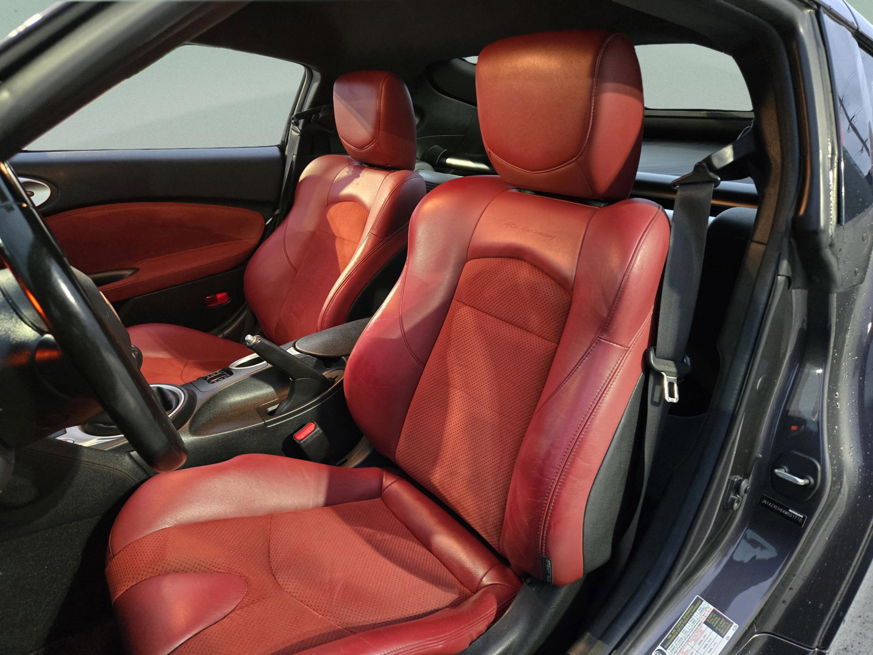 Used 2010 Nissan 370Z Touring w/ Sport Pkg RWD image 13