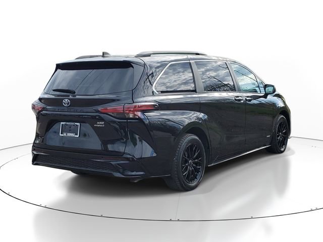 Used 2021 Toyota Sienna LE FWD image 4