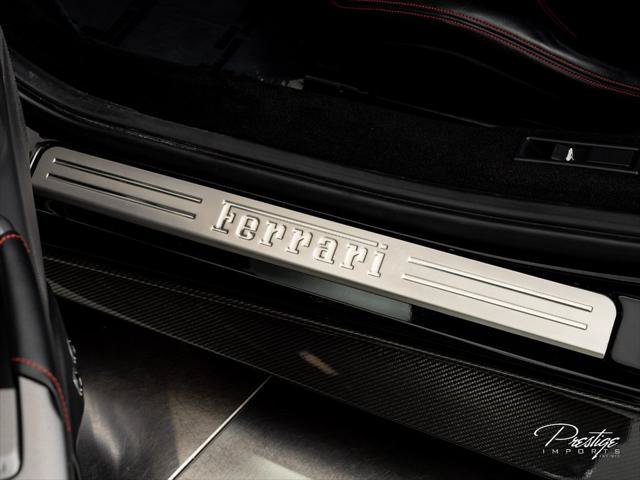 Used 2016 Ferrari 488 GTB RWD image 31