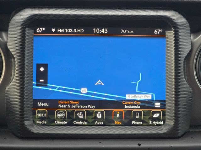 Used 2023 Jeep Wrangler Unlimited w/ Sun & Screen Package AWD/4WD image 33