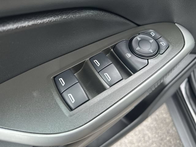 Certified 2024 Chevrolet Trax RS FWD image 16