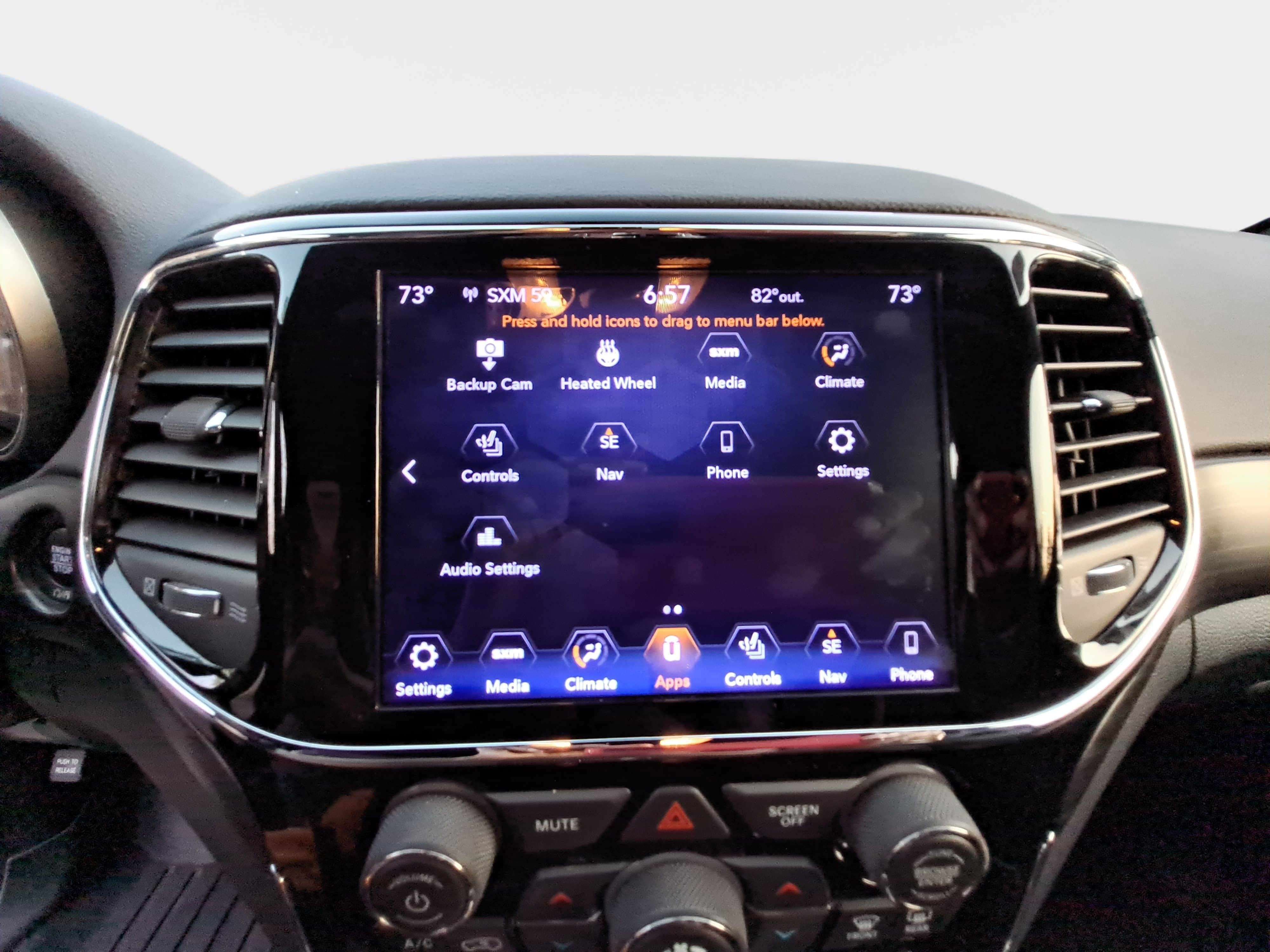 Used 2019 Jeep Grand Cherokee Altitude image 21