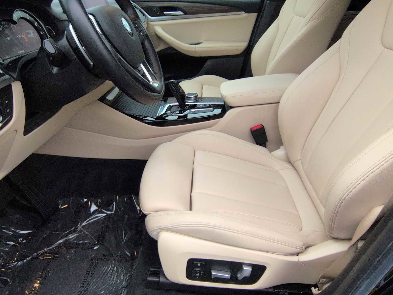 Used 2019 BMW X3 xDrive30i w/ Premium Package image 17