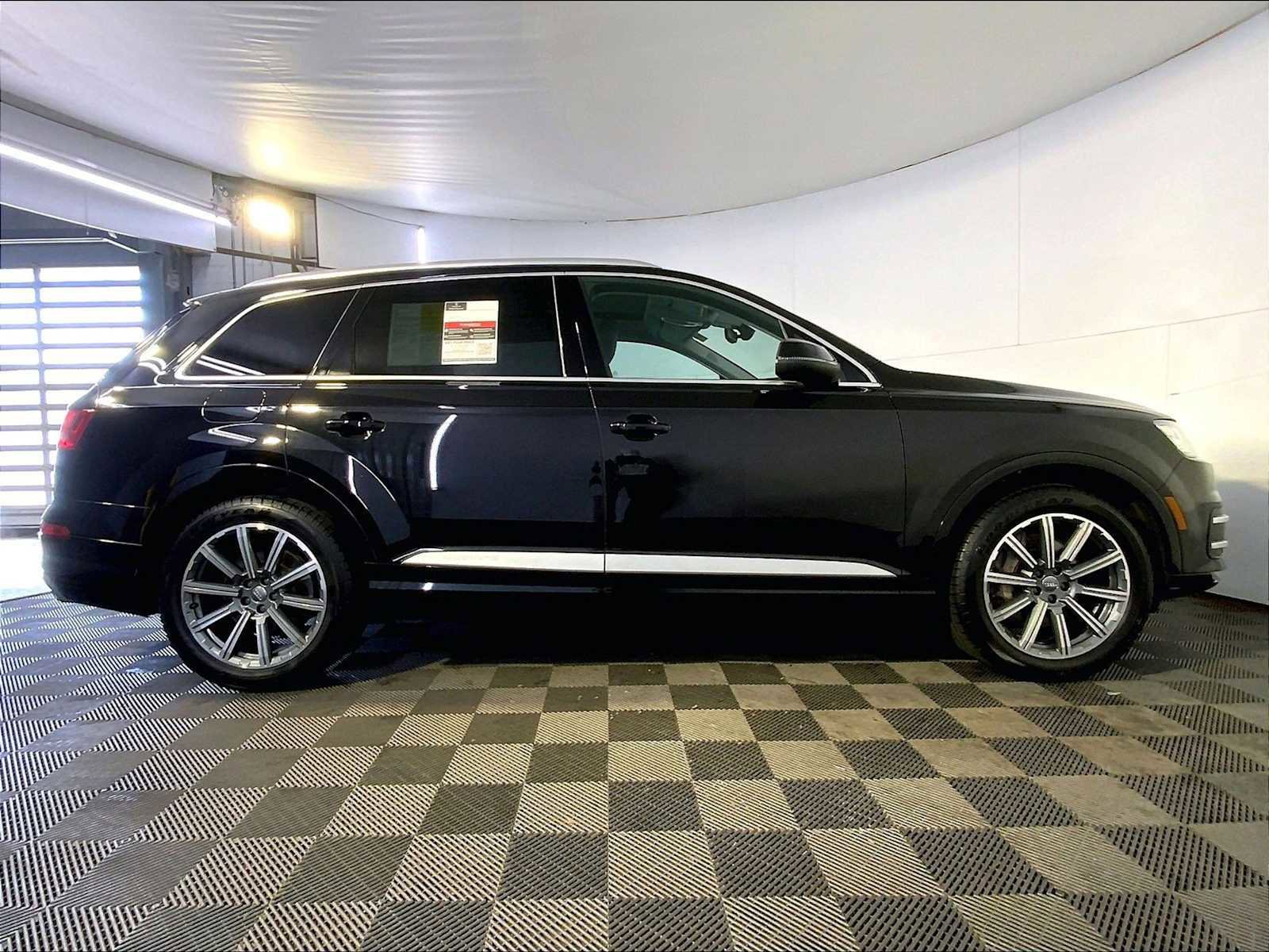 Used 2018 Audi Q7 3.0T Premium Plus AWD/4WD image 8