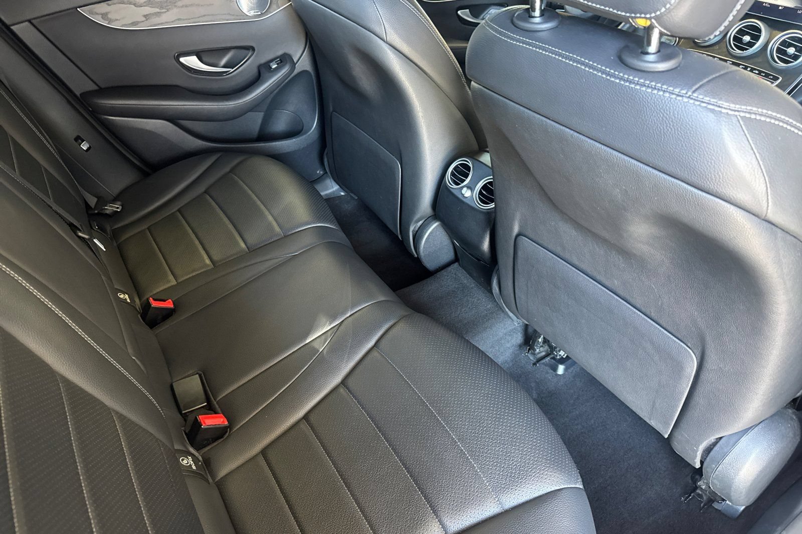 Used 2018 Mercedes-Benz GLC 350e 4MATIC image 19