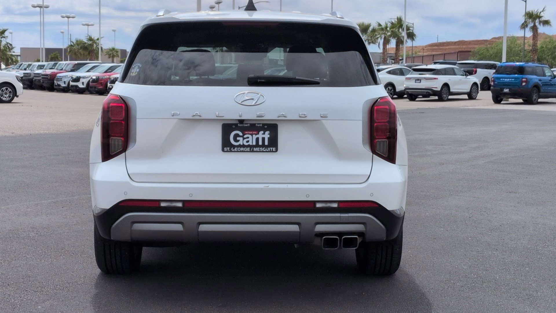 Used 2023 Hyundai Palisade SEL w/ Cargo Package FWD image 5
