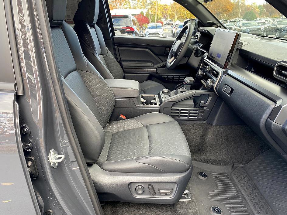 Certified 2025 Toyota 4Runner TRD Sport image 15