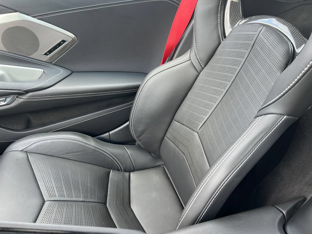 Used 2025 Chevrolet Corvette Stingray Preferred Conv w/ Z51 Performance Package RWD image 34