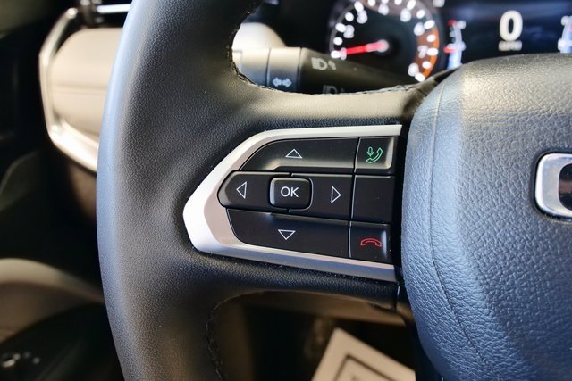 Used 2024 Jeep Compass Limited image 24