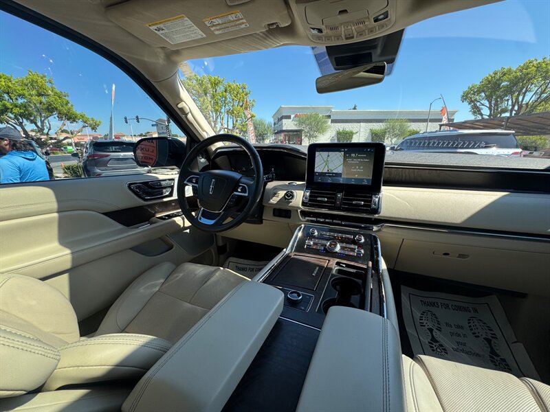 Used 2020 Lincoln Navigator L Reserve w/ Luxury Package AWD/4WD image 36