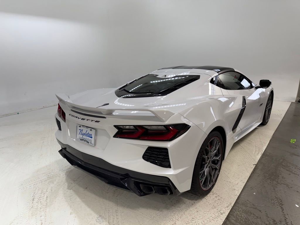 Used 2023 Chevrolet Corvette Stingray Premium Cpe image 4