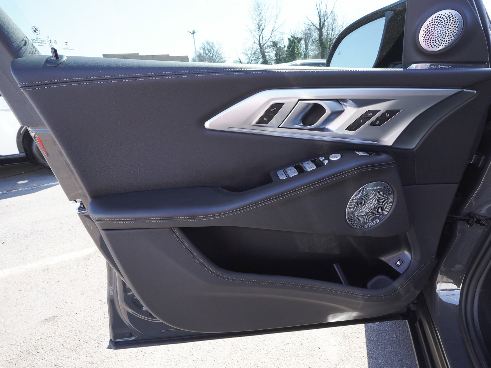 Used 2025 BMW XM image 10